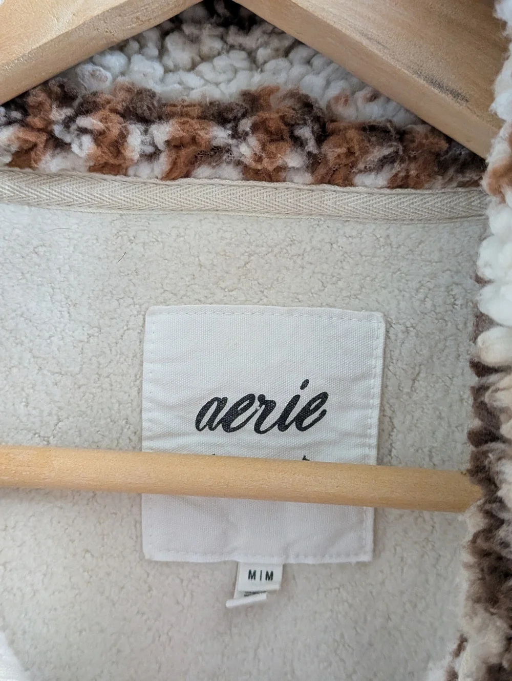Aerie Hometown Holiday Quarter Zip Sweatshirt Fleece Sherpa Medium Snowflake - Picture 4 of 4